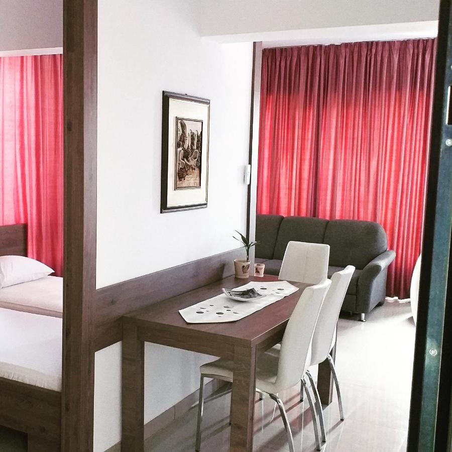 KruševacDream House公寓 外观 照片